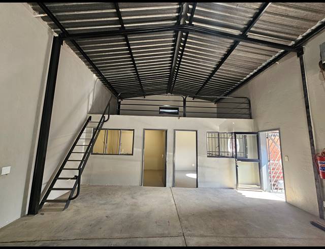 1,046M² WAREHOUSE FOR SALE IN ACTIVIA PARK